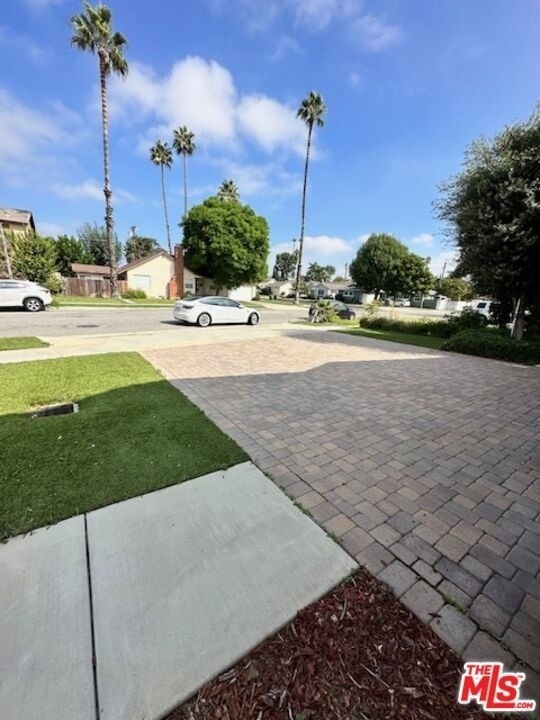 17032 Cantlay Street - Photo 29