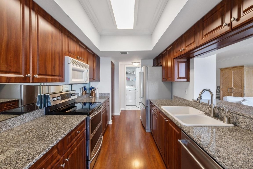 2880 Ne 14th St. Causeway - Photo 32