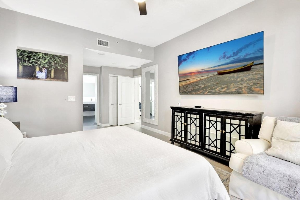 801 S Olive Avenue - Photo 24