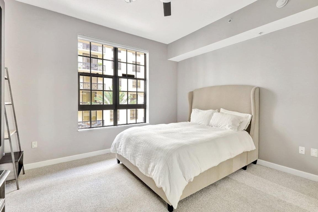 801 S Olive Avenue - Photo 21