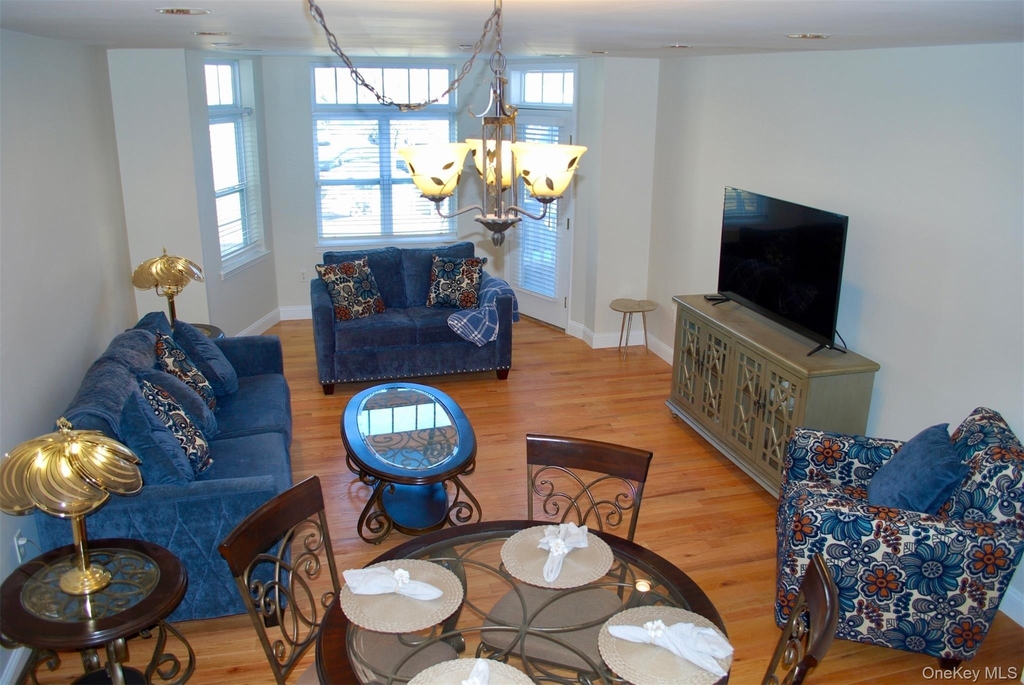 3106 Leeward Drive - Photo 4