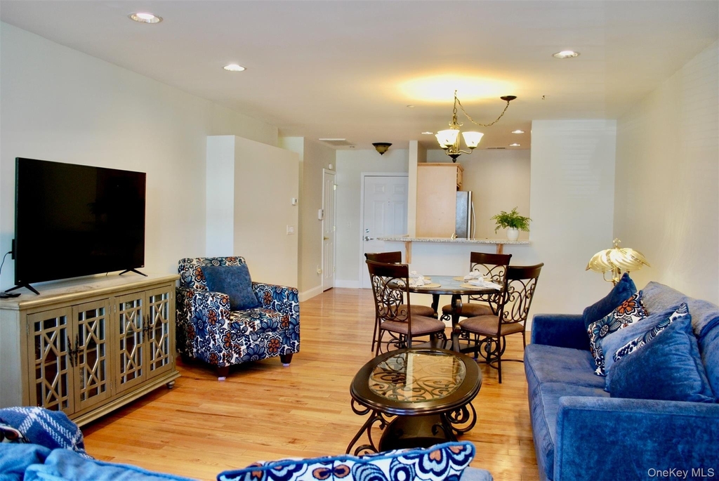 3106 Leeward Drive - Photo 3