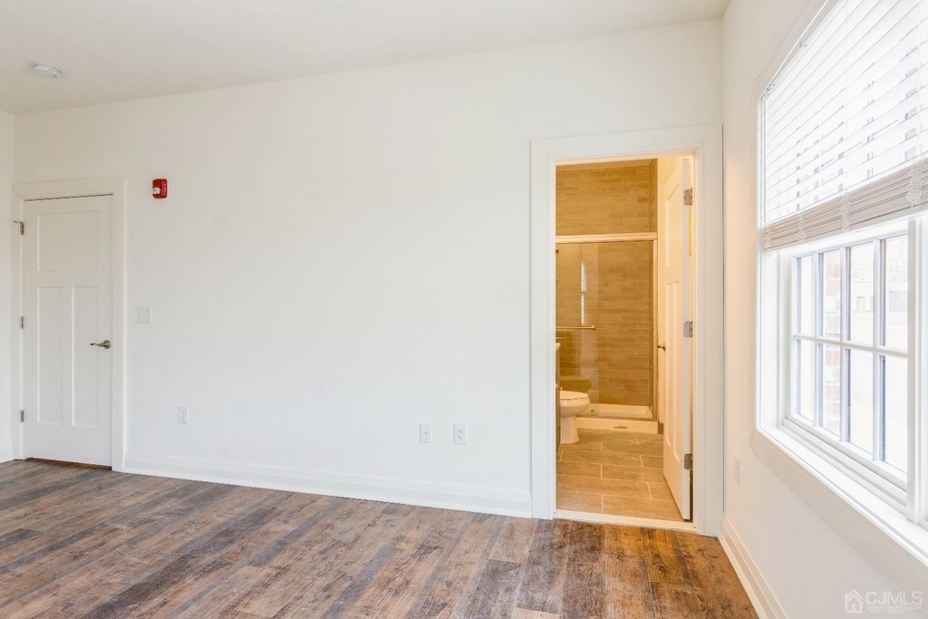 361 Main Street - Photo 15