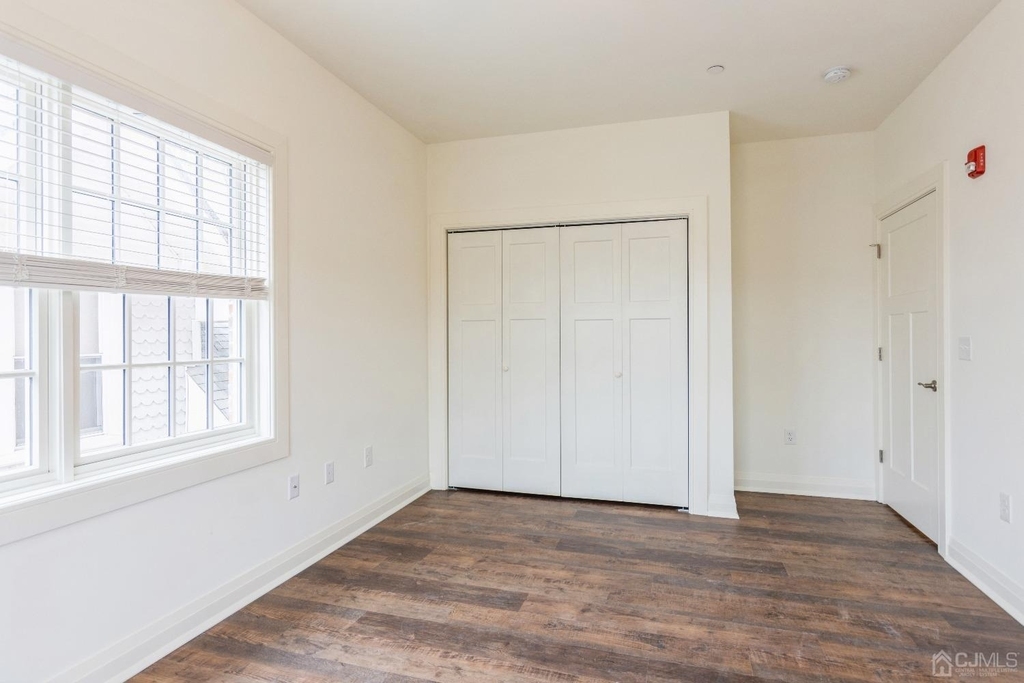 361 Main Street - Photo 14
