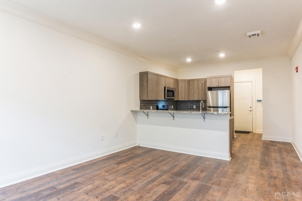 361 Main Street - Photo 8