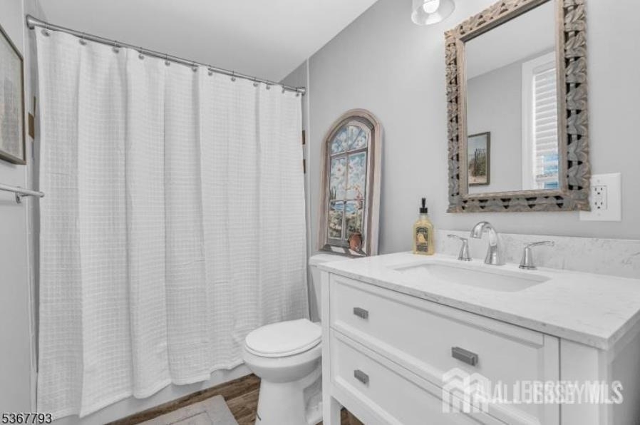 28 Bay Avenue - Photo 9