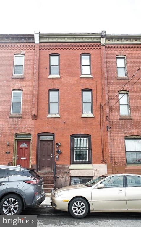 1902 N 17th Street - Photo 0