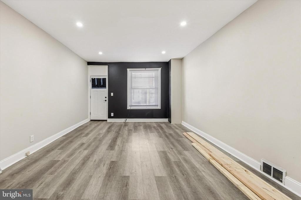 2336 Pierce Street - Photo 3
