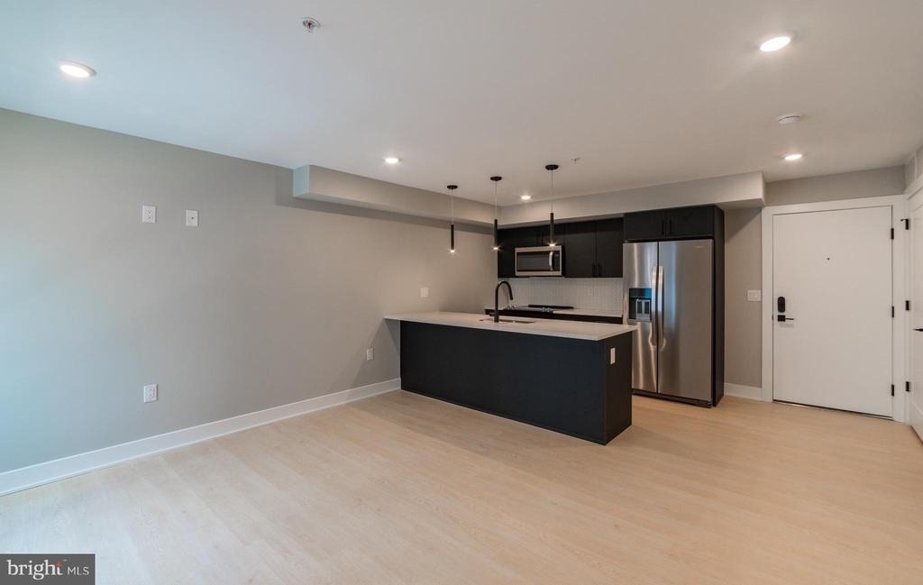 6604 Ridge Avenue - Photo 4