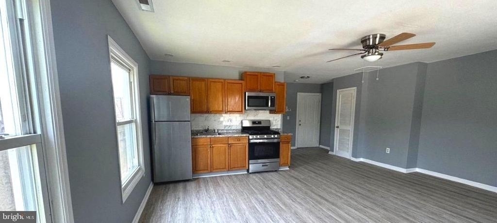 2211 W Tioga Street - Photo 6