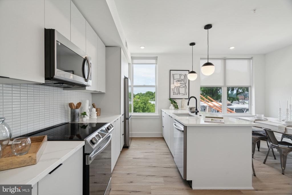 139 W Chelten Avenue - Photo 16