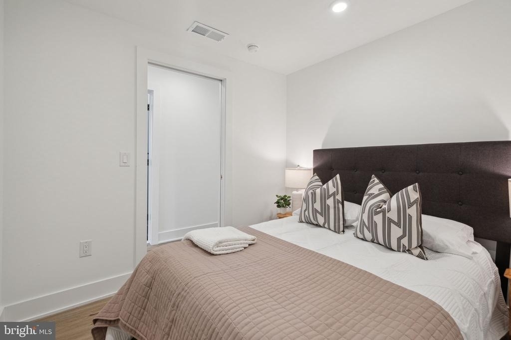 139 W Chelten Avenue - Photo 6