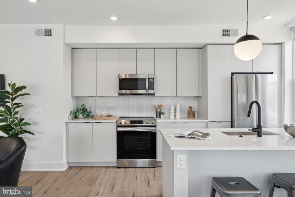 139 W Chelten Avenue - Photo 14