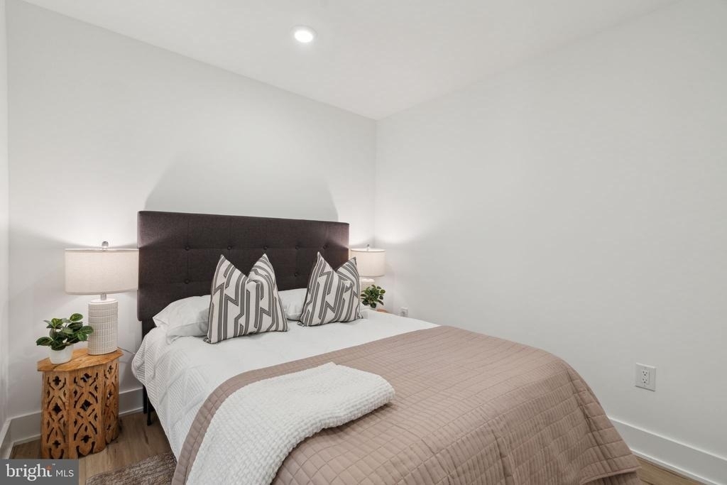 139 W Chelten Avenue - Photo 5