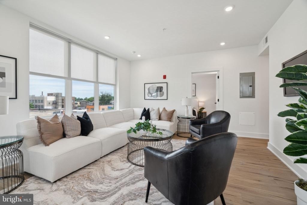 139 W Chelten Avenue - Photo 12