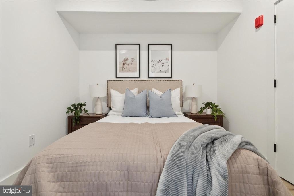 139 W Chelten Avenue - Photo 3