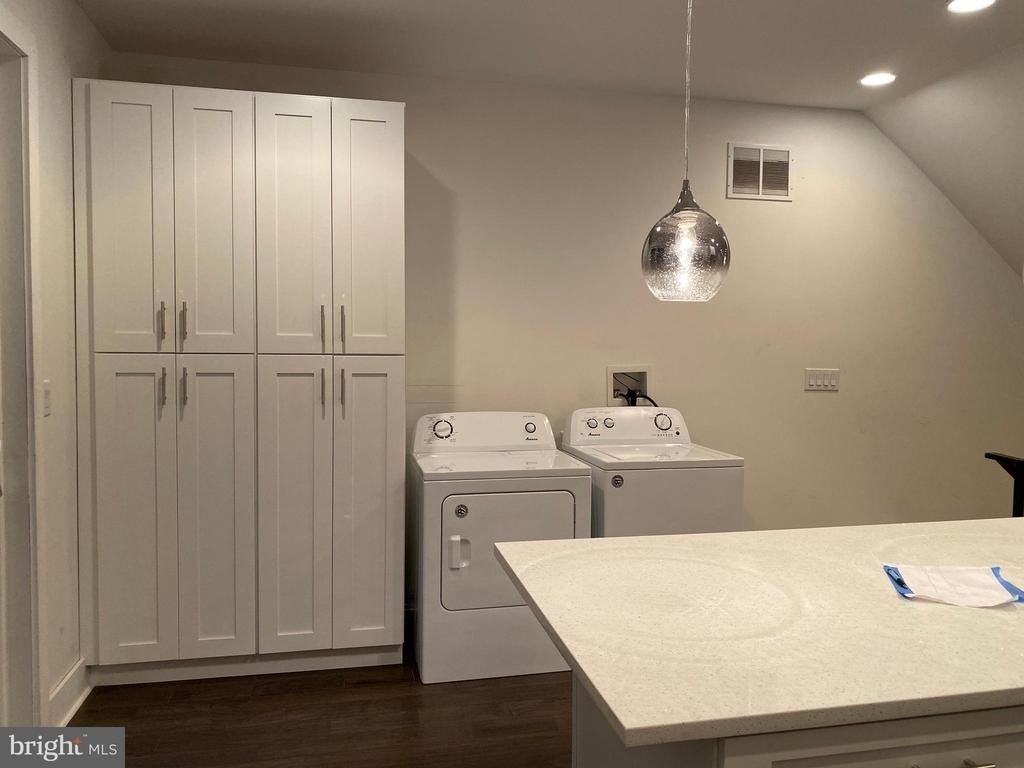 419 N Holly Street - Photo 11