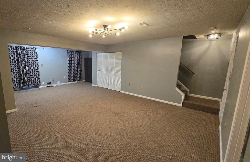 6565 Ronald Road - Photo 14