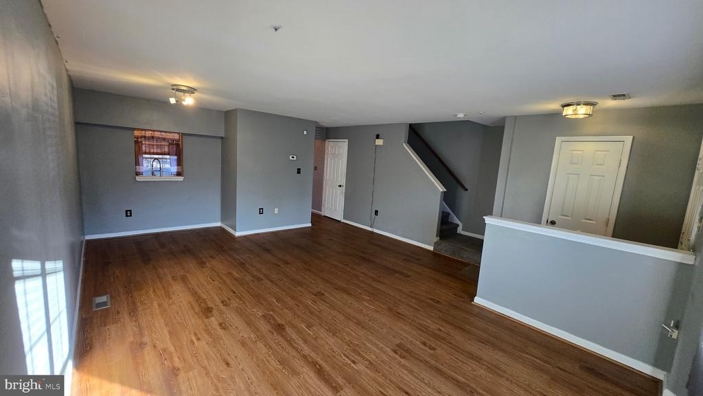 6565 Ronald Road - Photo 2