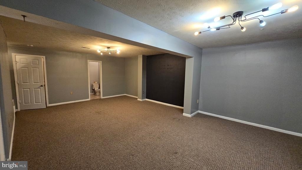 6565 Ronald Road - Photo 15