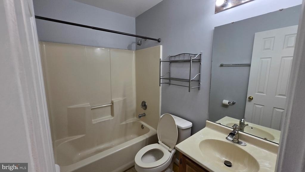 6565 Ronald Road - Photo 12