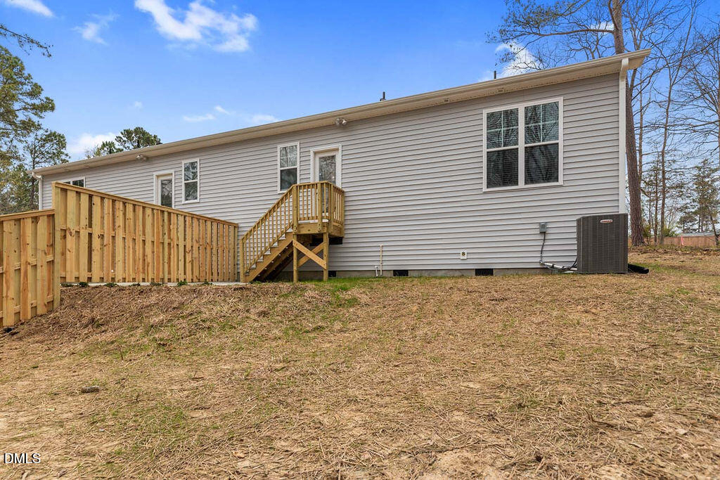 2305 Hill Street - Photo 3