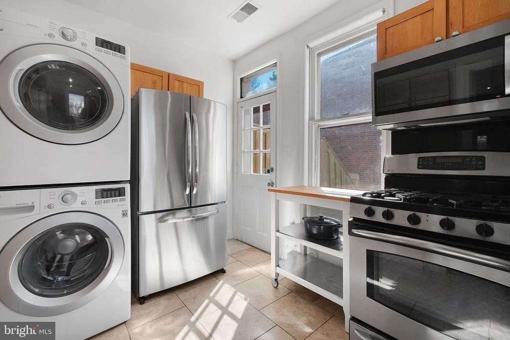 3256 Q Street Nw - Photo 5