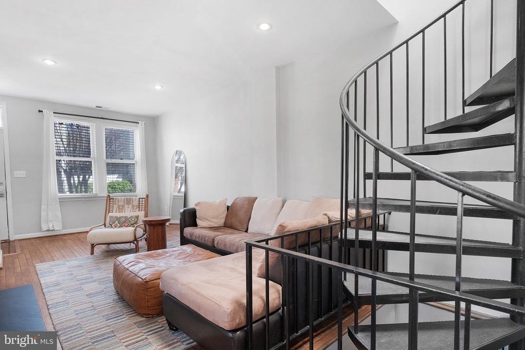 3256 Q Street Nw - Photo 8