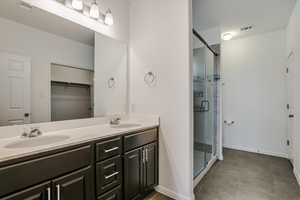 12814 Meachum Ln - Photo 11