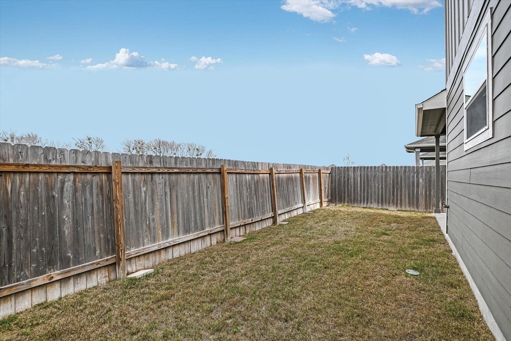 12814 Meachum Ln - Photo 18
