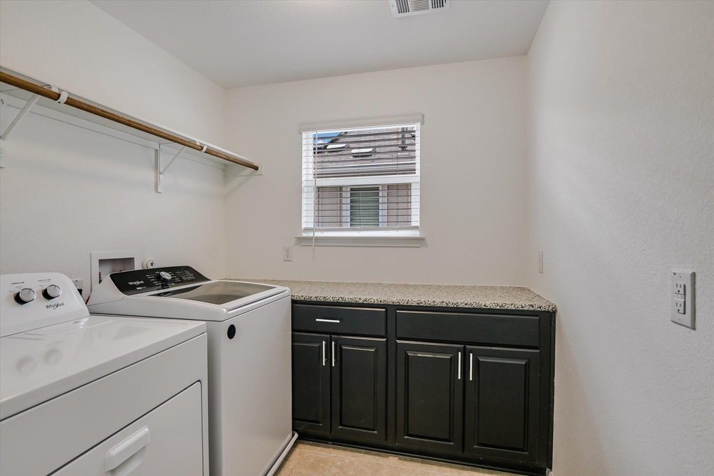 12814 Meachum Ln - Photo 7