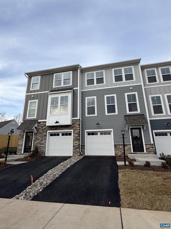 5992 Cling Ln - Photo 1