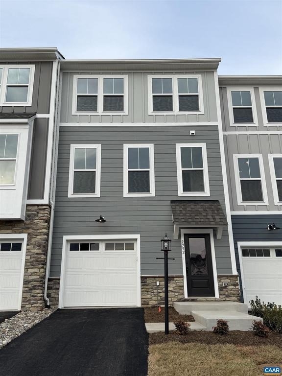 5992 Cling Ln - Photo 0