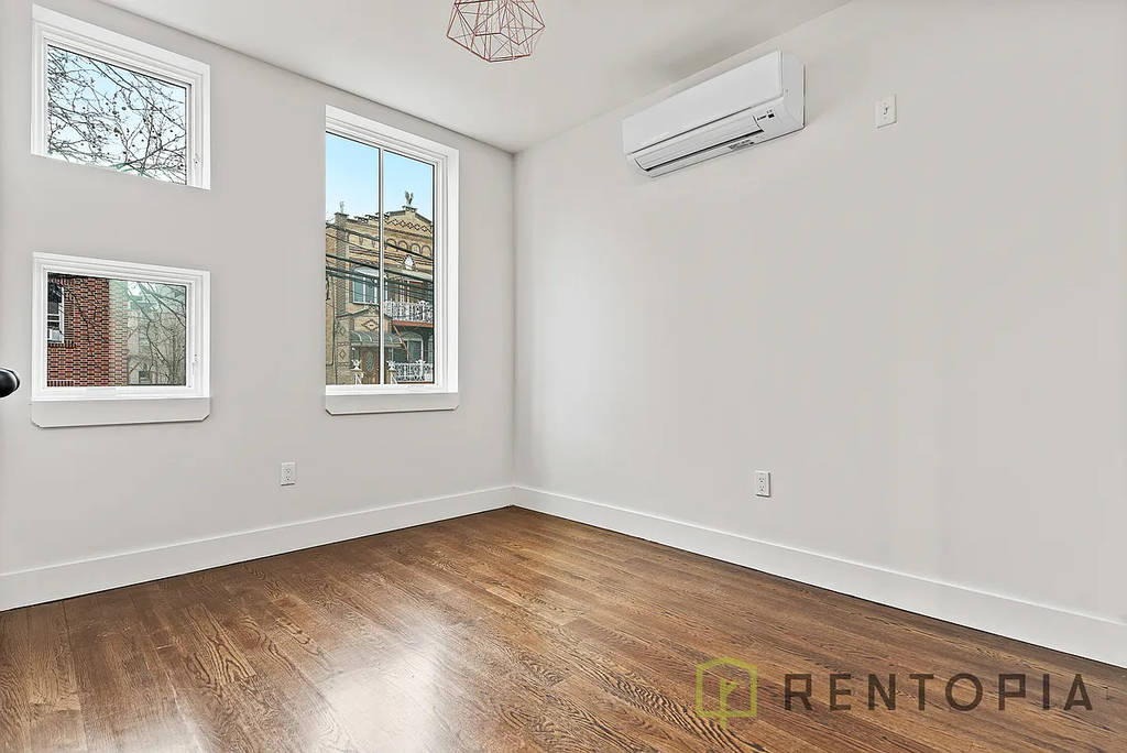 178 Skillman - Photo 3