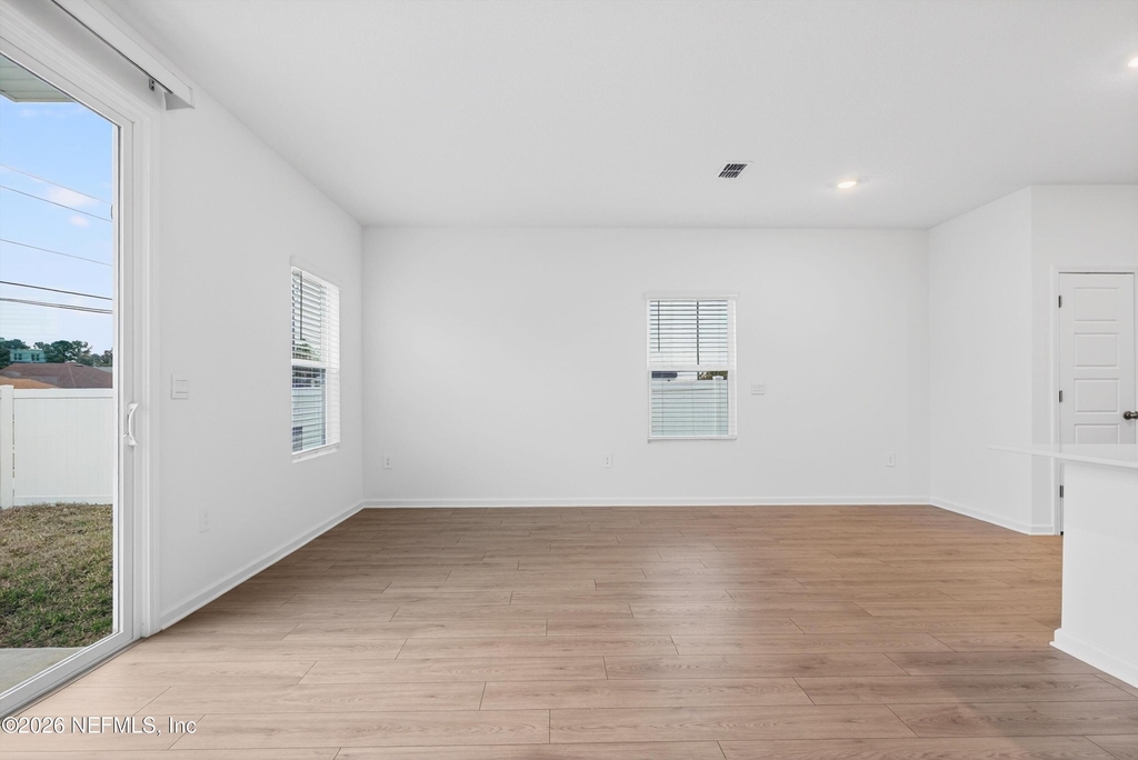 1460 Jeremiah Street - Photo 18