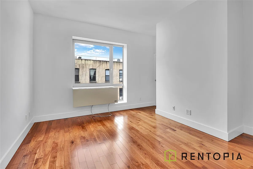 63 Roebling Street - Photo 4