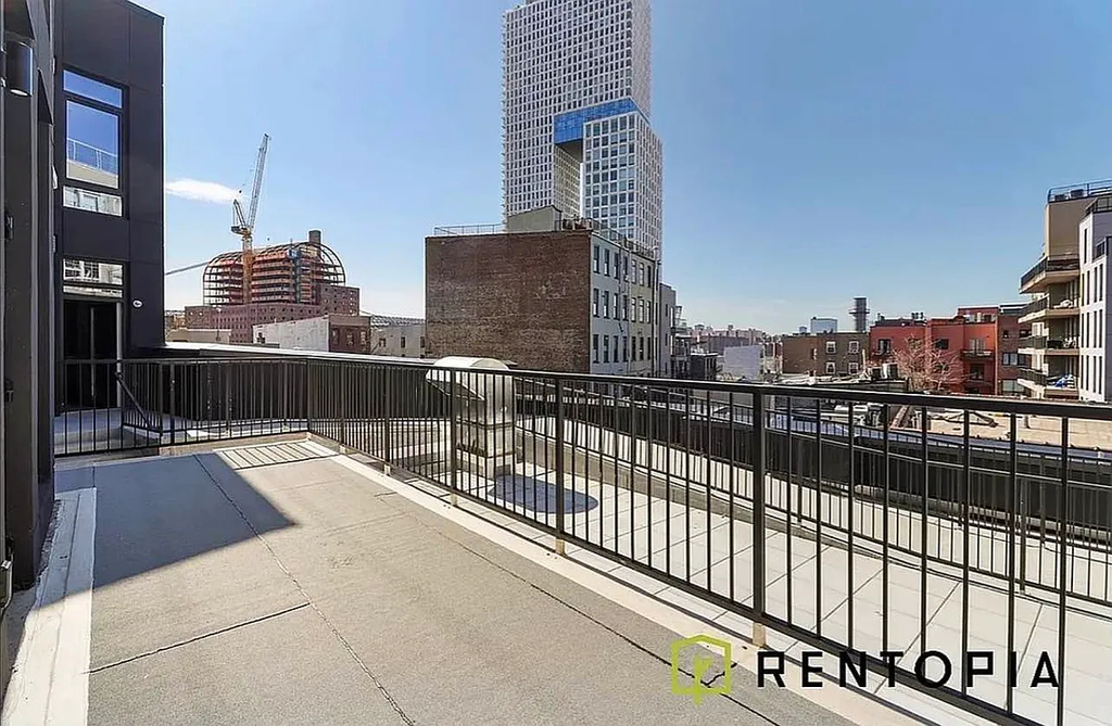 74 N 1st St. Brooklyn, NY 11249 - Photo 5