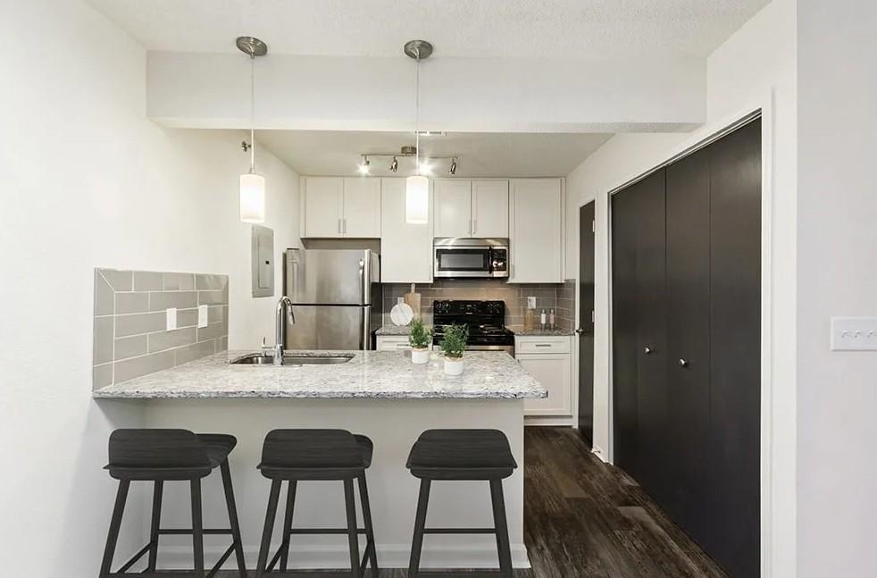 3500 Windcliff Drive - Photo 1