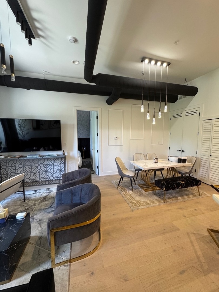 77 W Chestnut Street - Photo 3