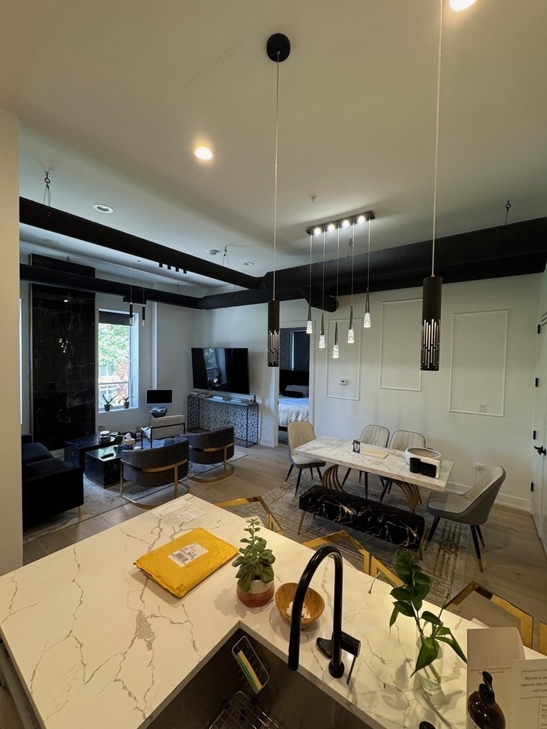 77 W Chestnut Street - Photo 4
