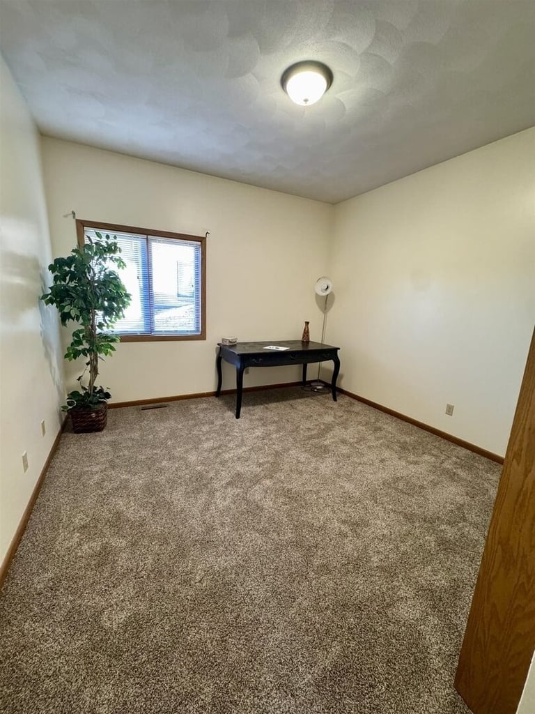 2500 Grant Street - Photo 9