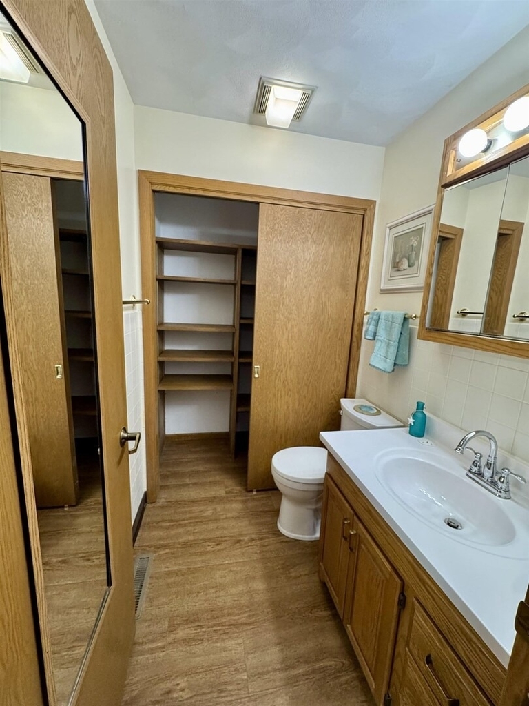 2500 Grant Street - Photo 8