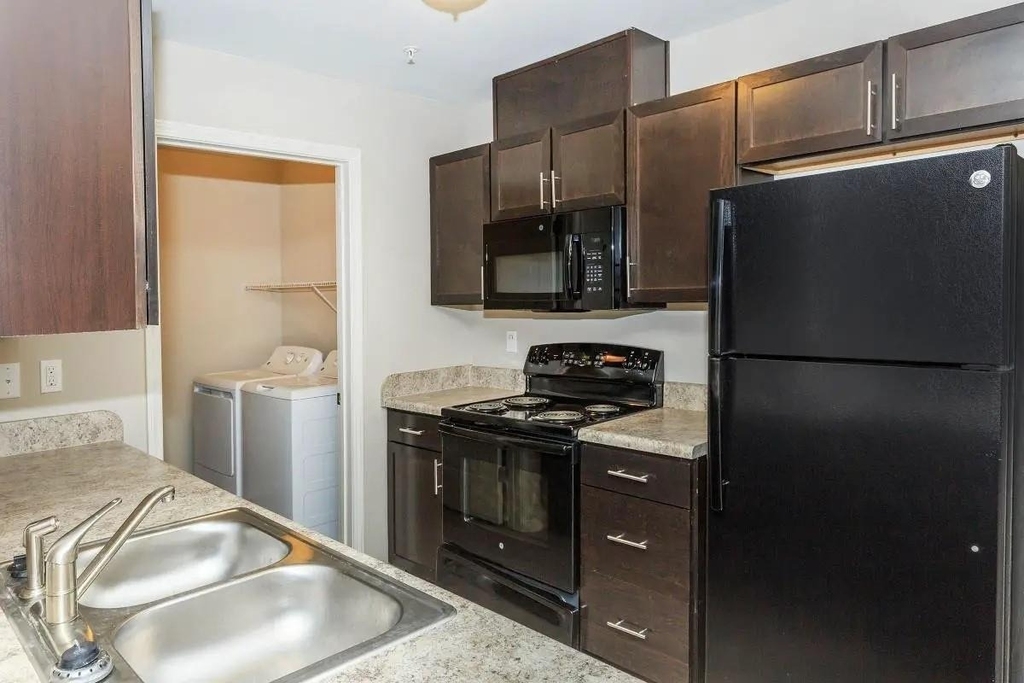 6454 Airline Hwy - Photo 8