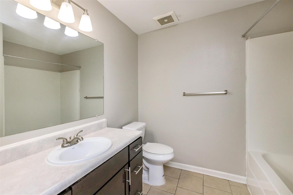 6454 Airline Hwy - Photo 14