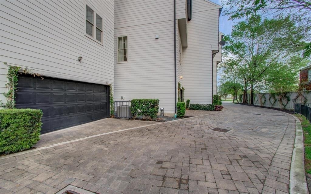610 Delano Street - Photo 31