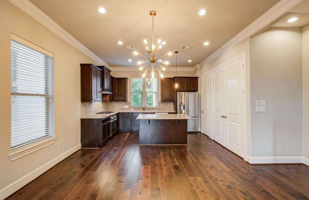 610 Delano Street - Photo 10