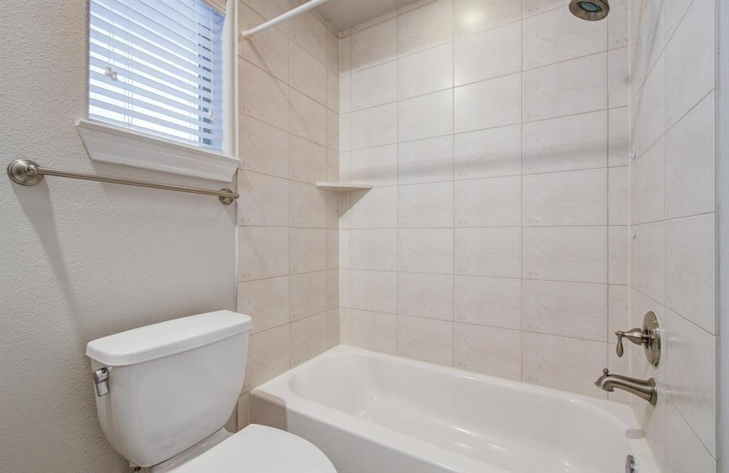 610 Delano Street - Photo 19