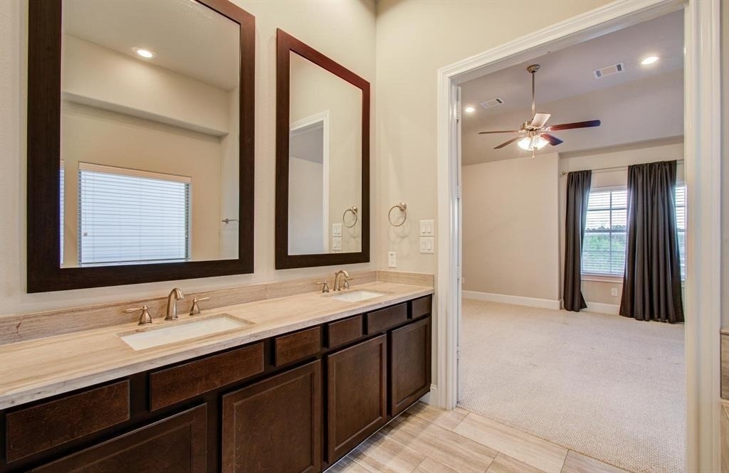 610 Delano Street - Photo 23