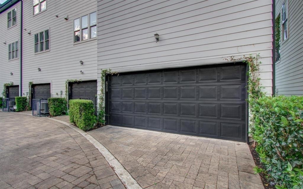 610 Delano Street - Photo 32