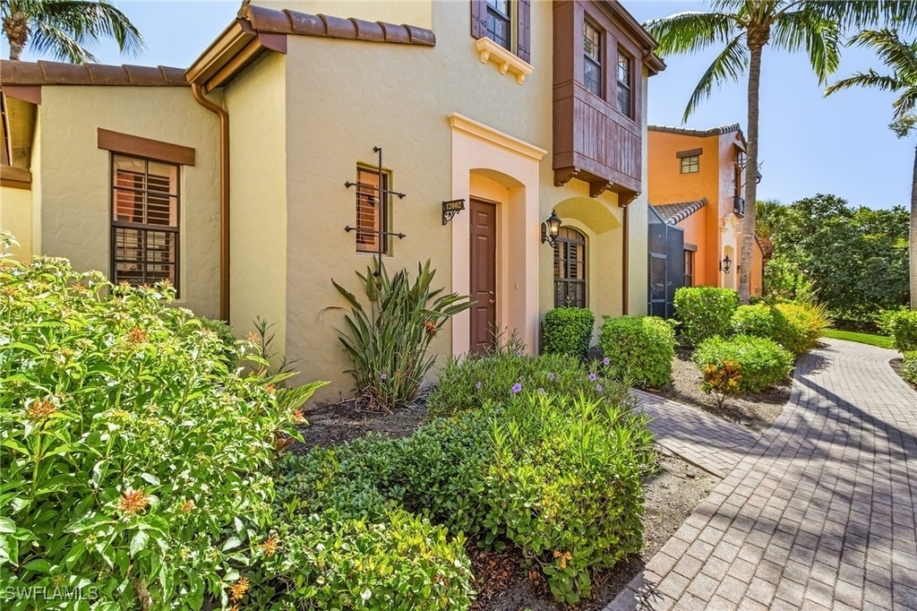 9118 Chula Vista Street - Photo 0